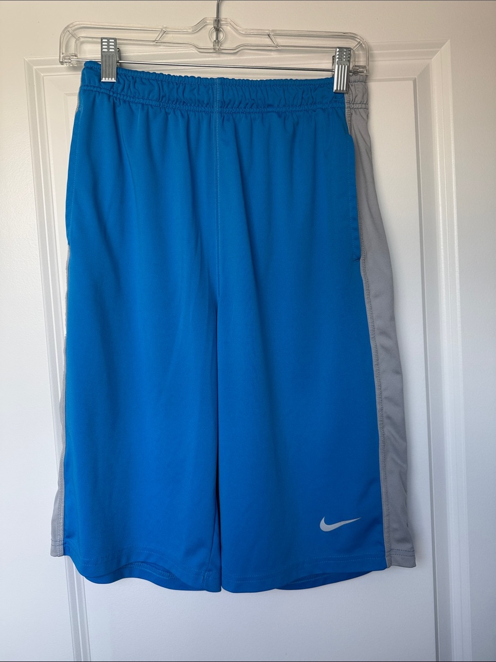 Nike Dri-FIT Bright Blue Kids' Athletic Shorts size XL